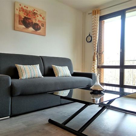 Budget Apart With Balcony And Great View Saint-Denis  Eksteriør bilde